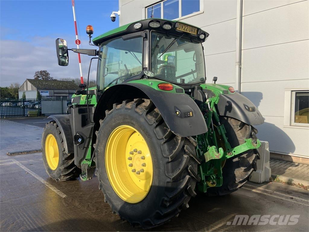 John Deere 6215R Trattori