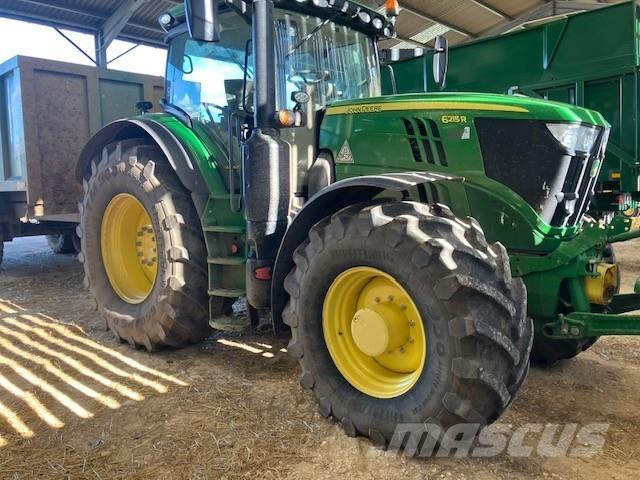 John Deere 6215R Trattori