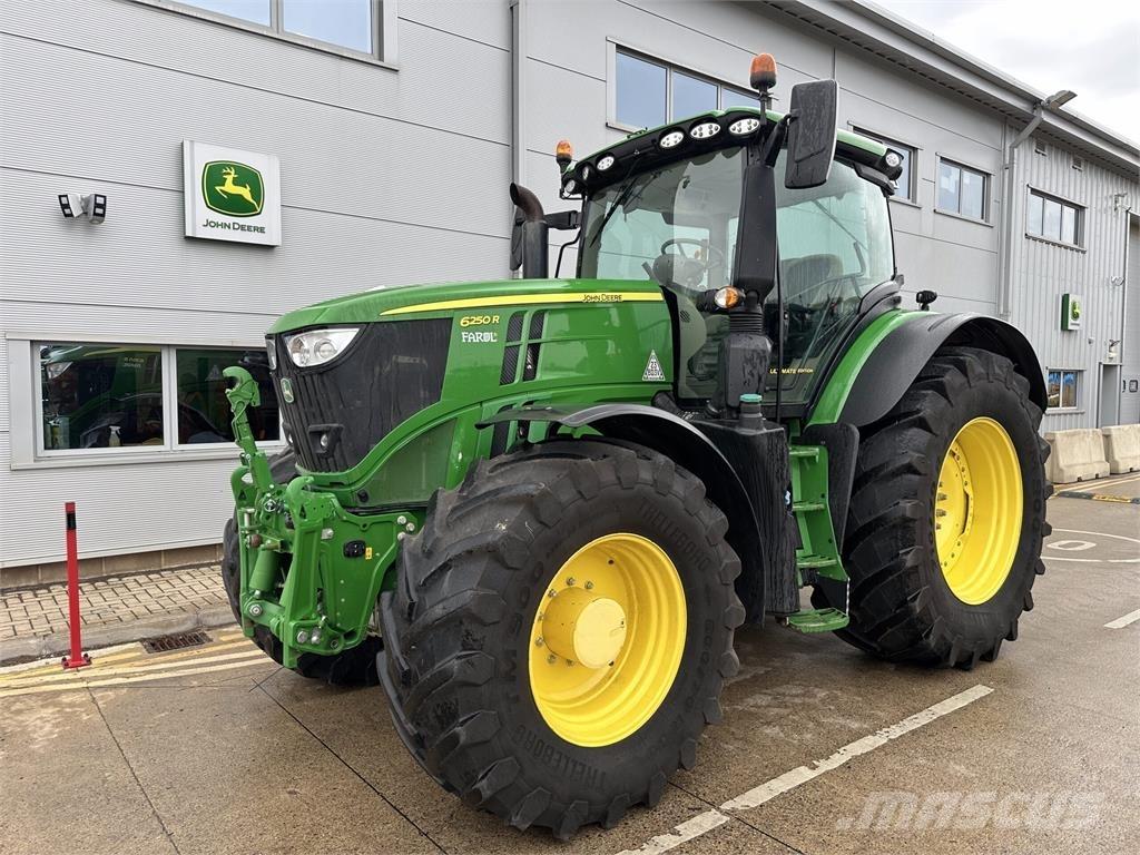 John Deere 6250R Trattori