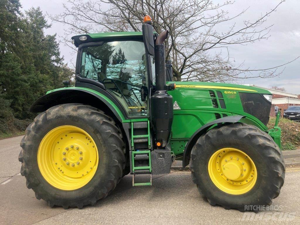 John Deere 6250R Trattori