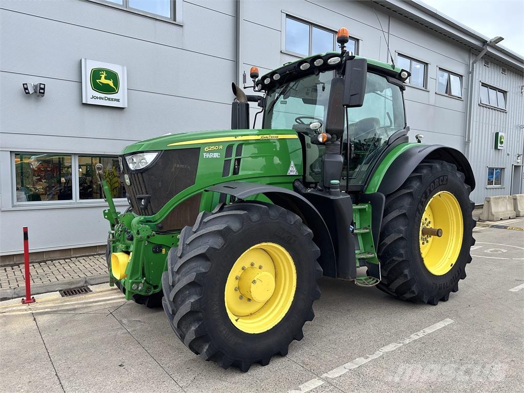 John Deere 6250R Trattori
