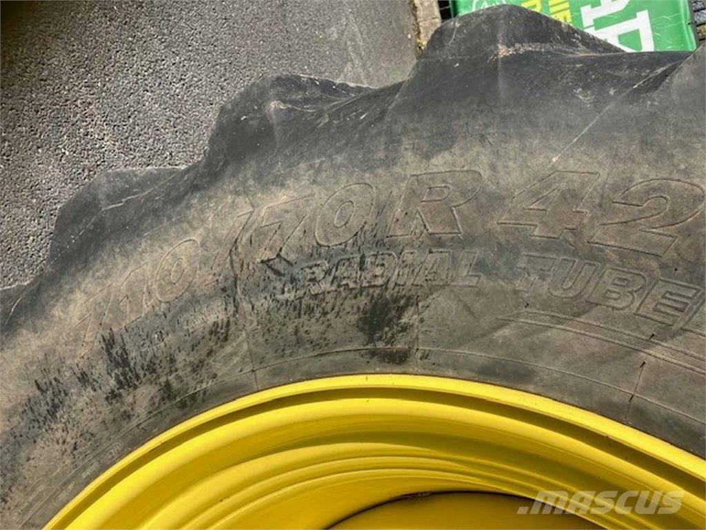 John Deere 6250R Trattori