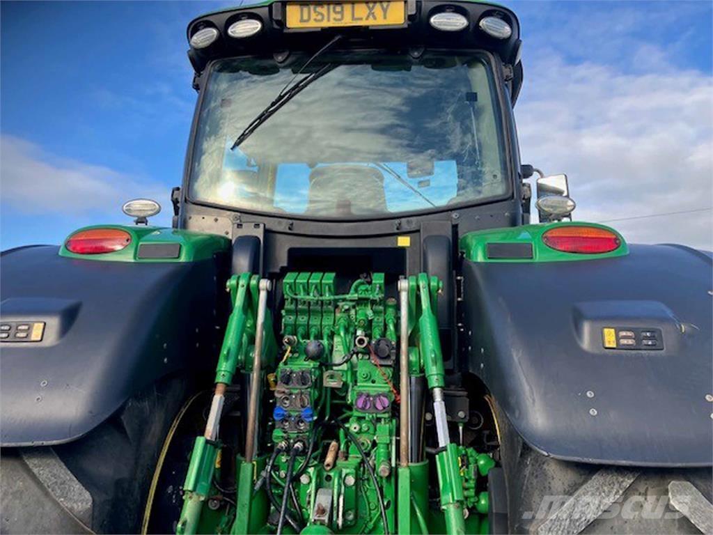 John Deere 6250R Trattori