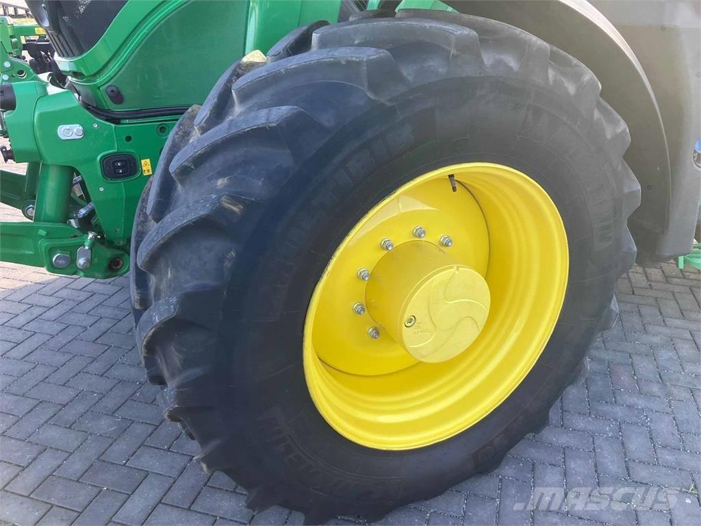 John Deere 6R 155 Trattori
