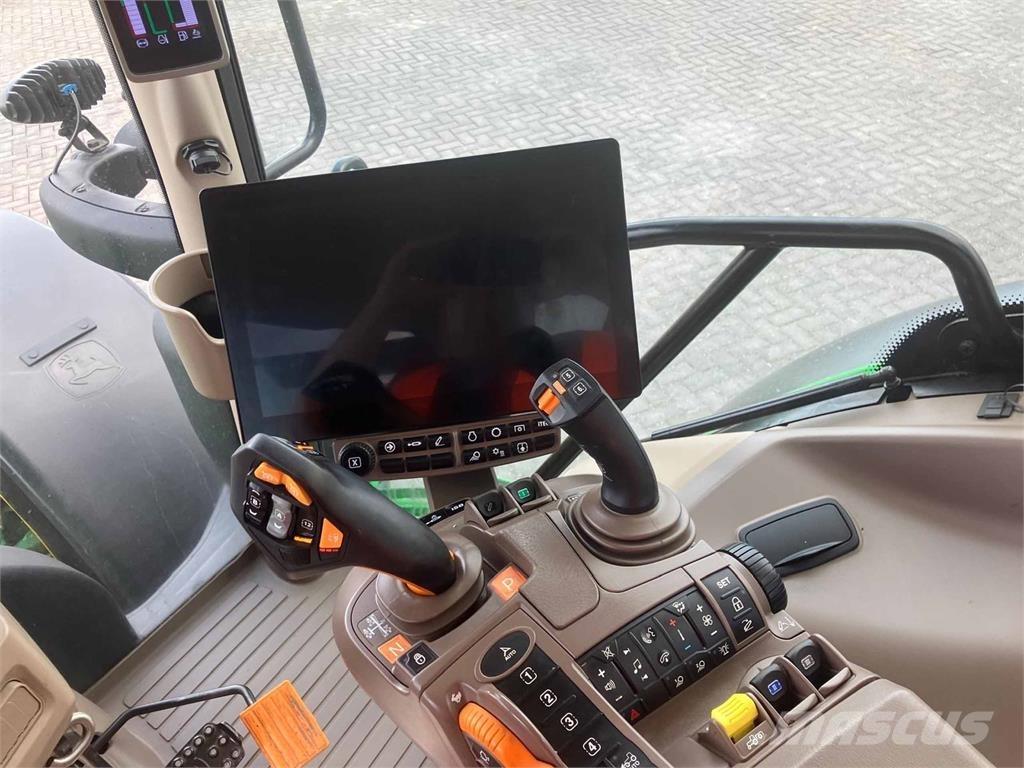 John Deere 6R 155 Trattori