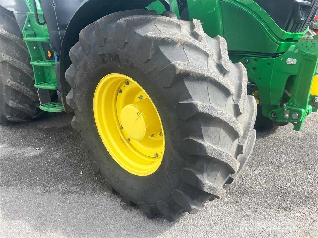 John Deere 6R 195 Trattori