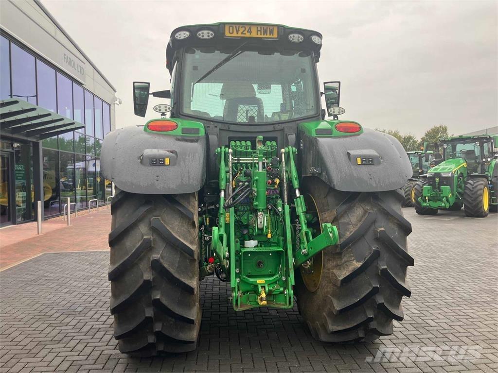 John Deere 6R 215 Trattori