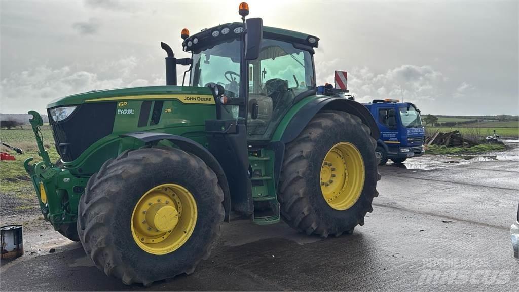 John Deere 6R 215 Trattori