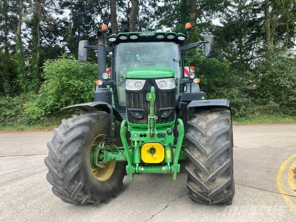 John Deere 6R 215 Trattori