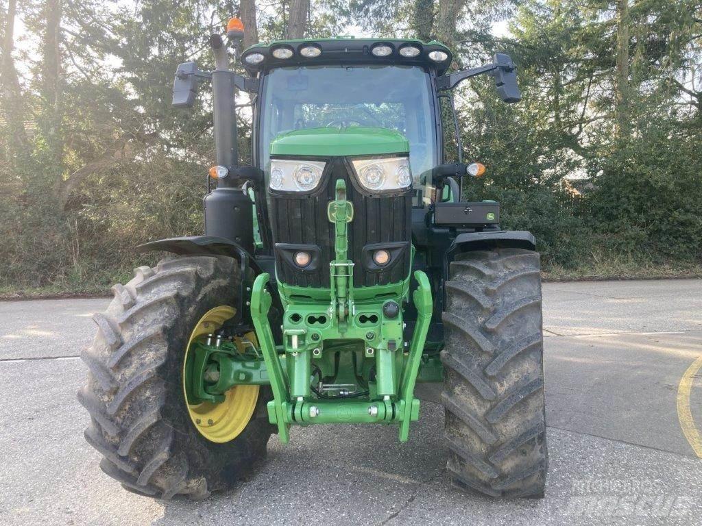 John Deere 6R 215 Trattori