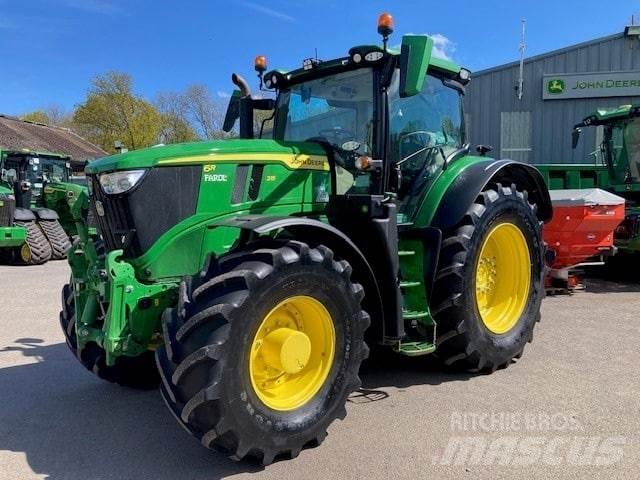 John Deere 6R 215 Trattori