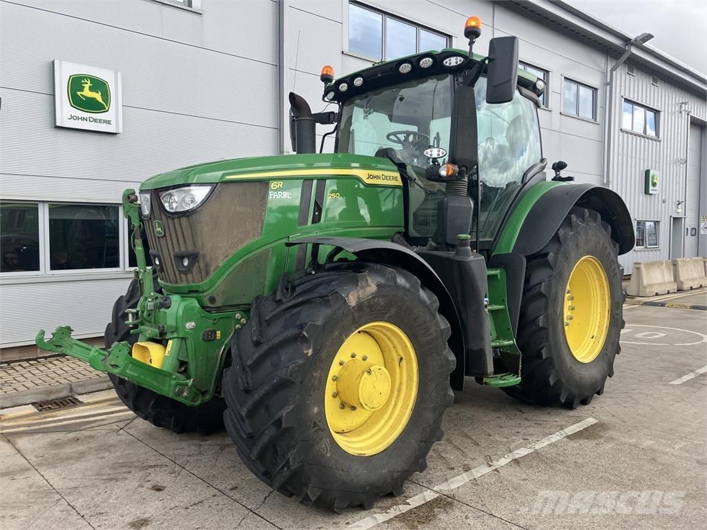 John Deere 6R 250 Trattori