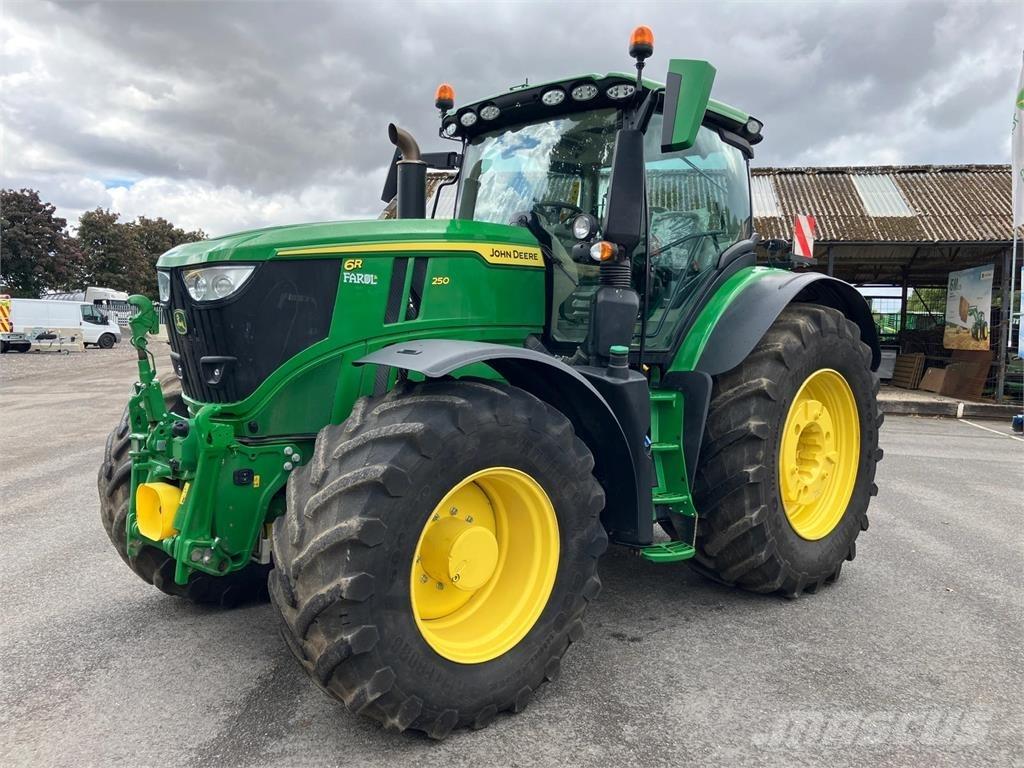 John Deere 6R 250 Trattori