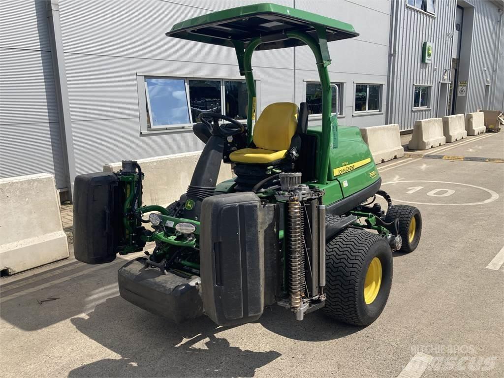 John Deere 7500AE Tosaerba a spinta