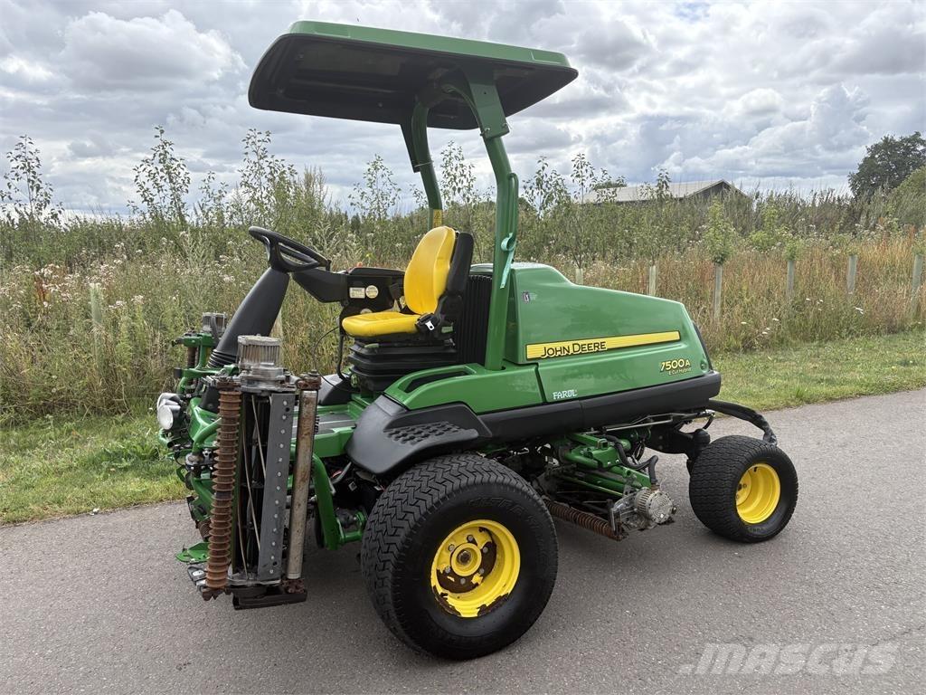 John Deere 7500AE Tosaerba a spinta