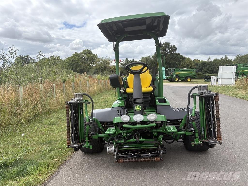 John Deere 7500AE Tosaerba a spinta