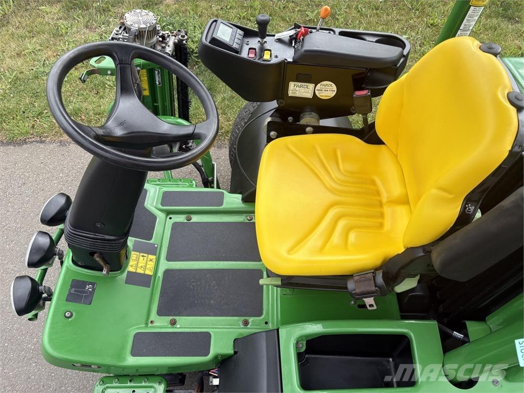 John Deere 7500AE Tosaerba a spinta