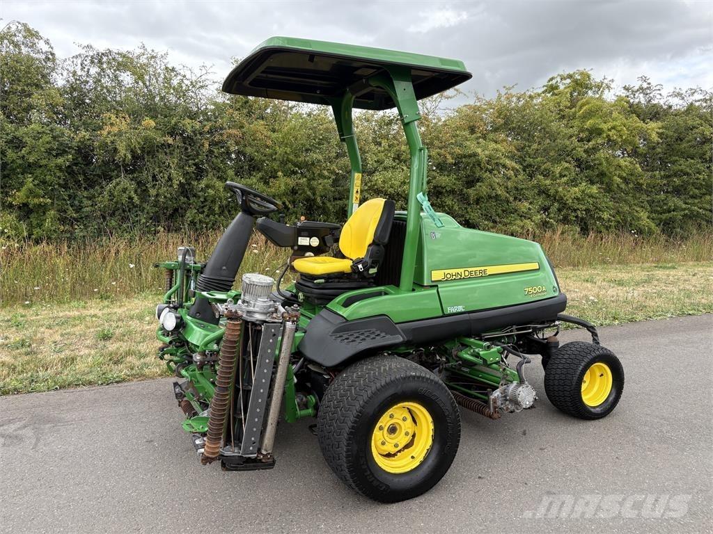 John Deere 7500AE Tosaerba a spinta