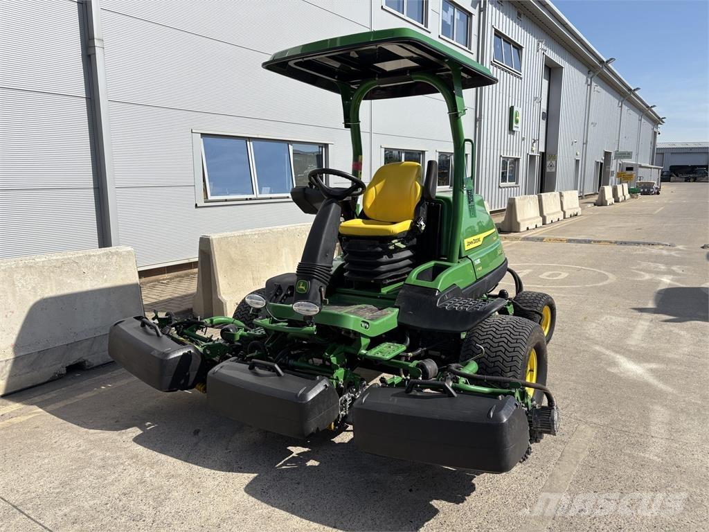John Deere 7500AE Tosaerba a spinta