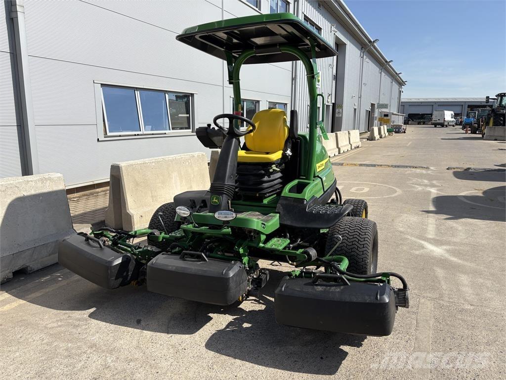 John Deere 7500AE Tosaerba a spinta