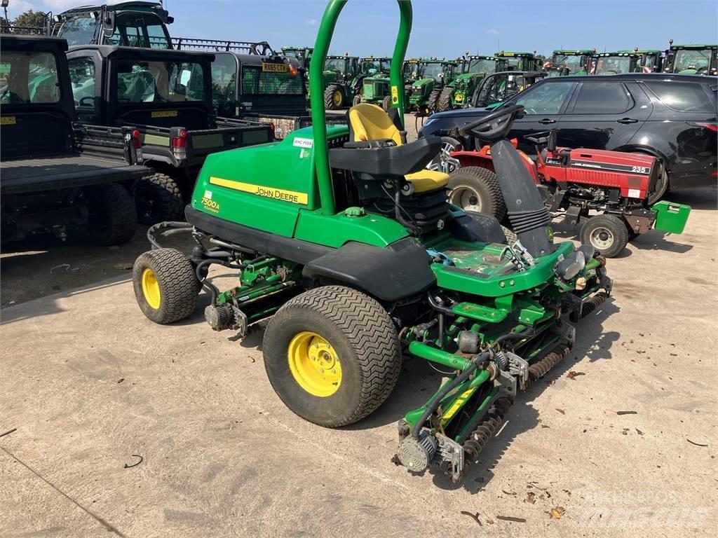 John Deere 7500AE Tosaerba a spinta