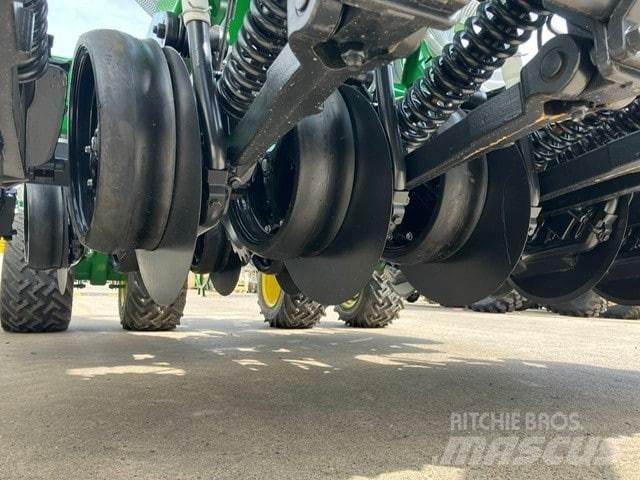 John Deere 750A Perforatrici