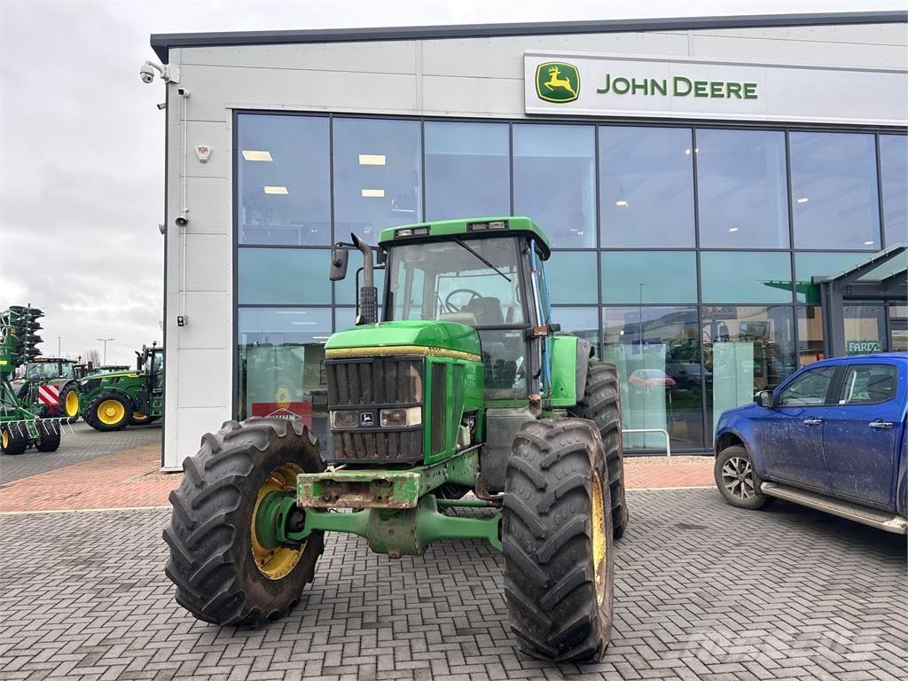 John Deere 7700 Trattori