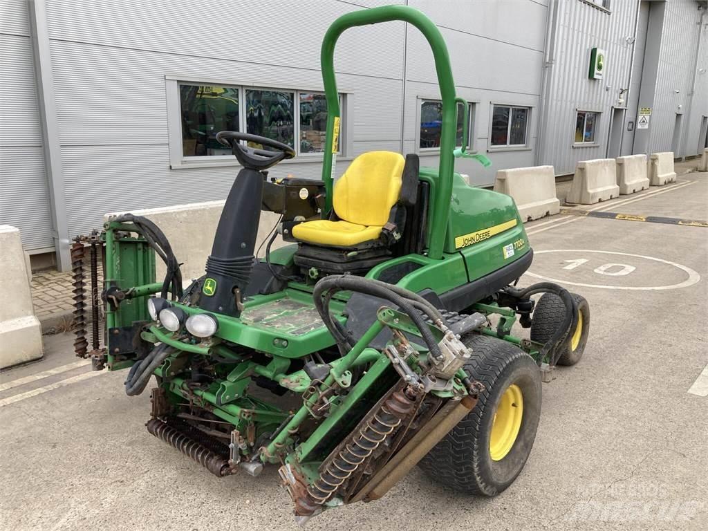 John Deere 7700A Tosaerba a spinta