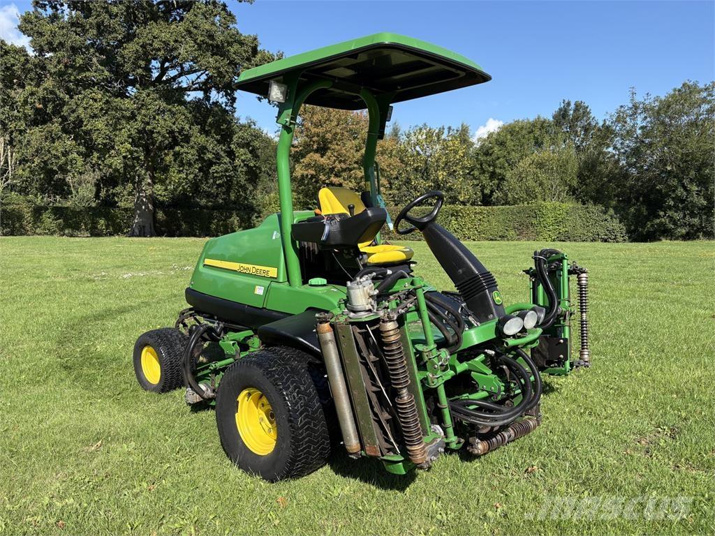 John Deere 7700A Tosaerba a spinta