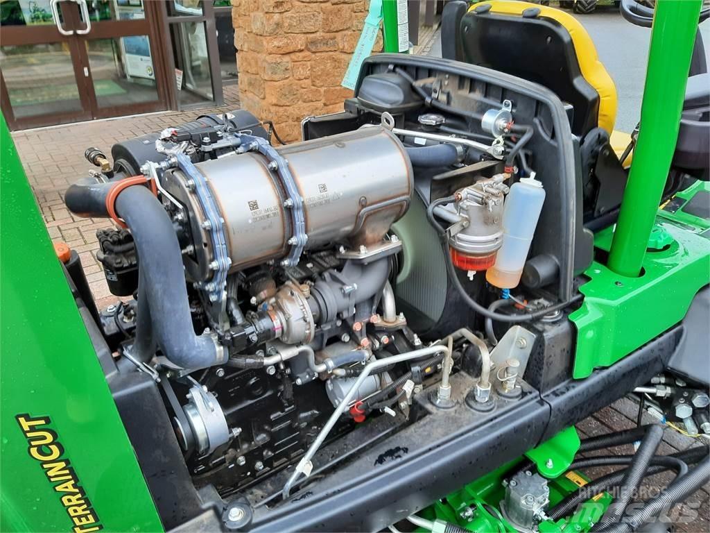 John Deere 8800A Tosaerba a spinta