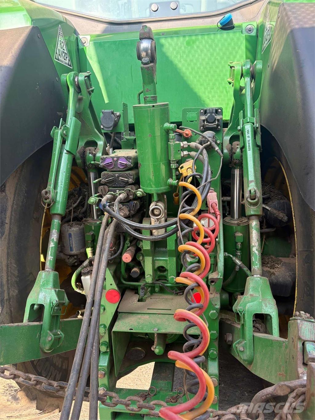 John Deere 8R 370 Trattori