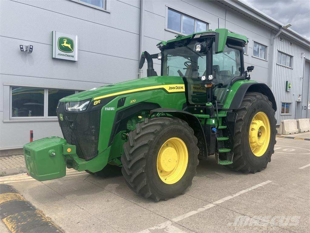 John Deere 8R 370 Trattori