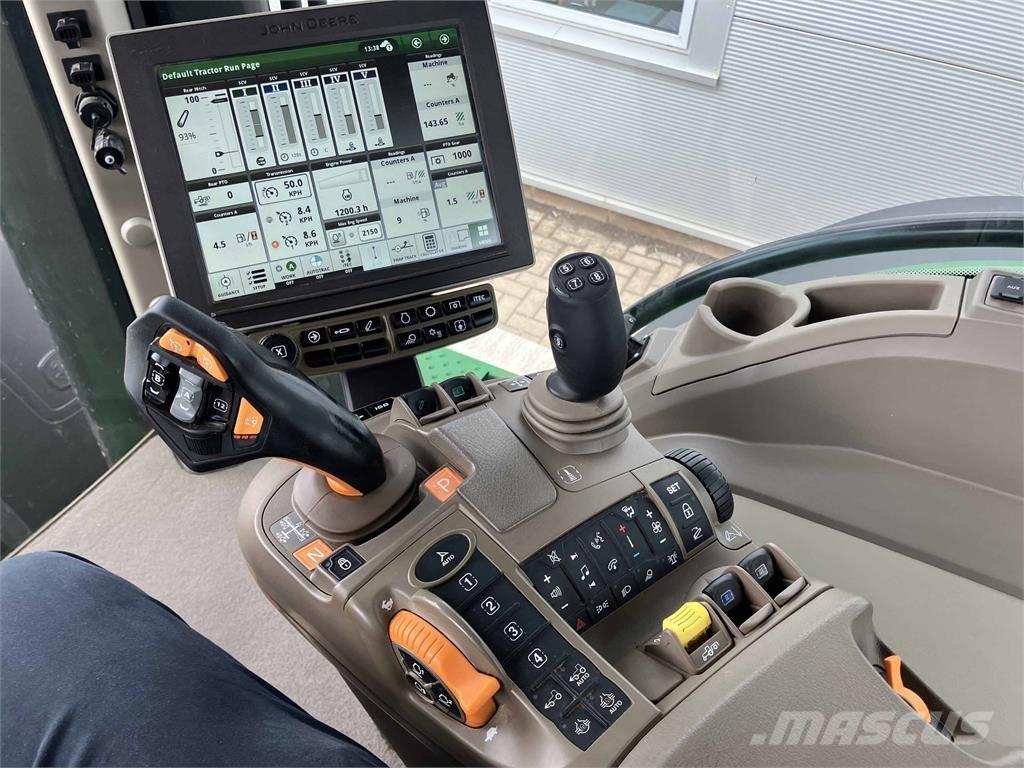 John Deere 8R 370 Trattori