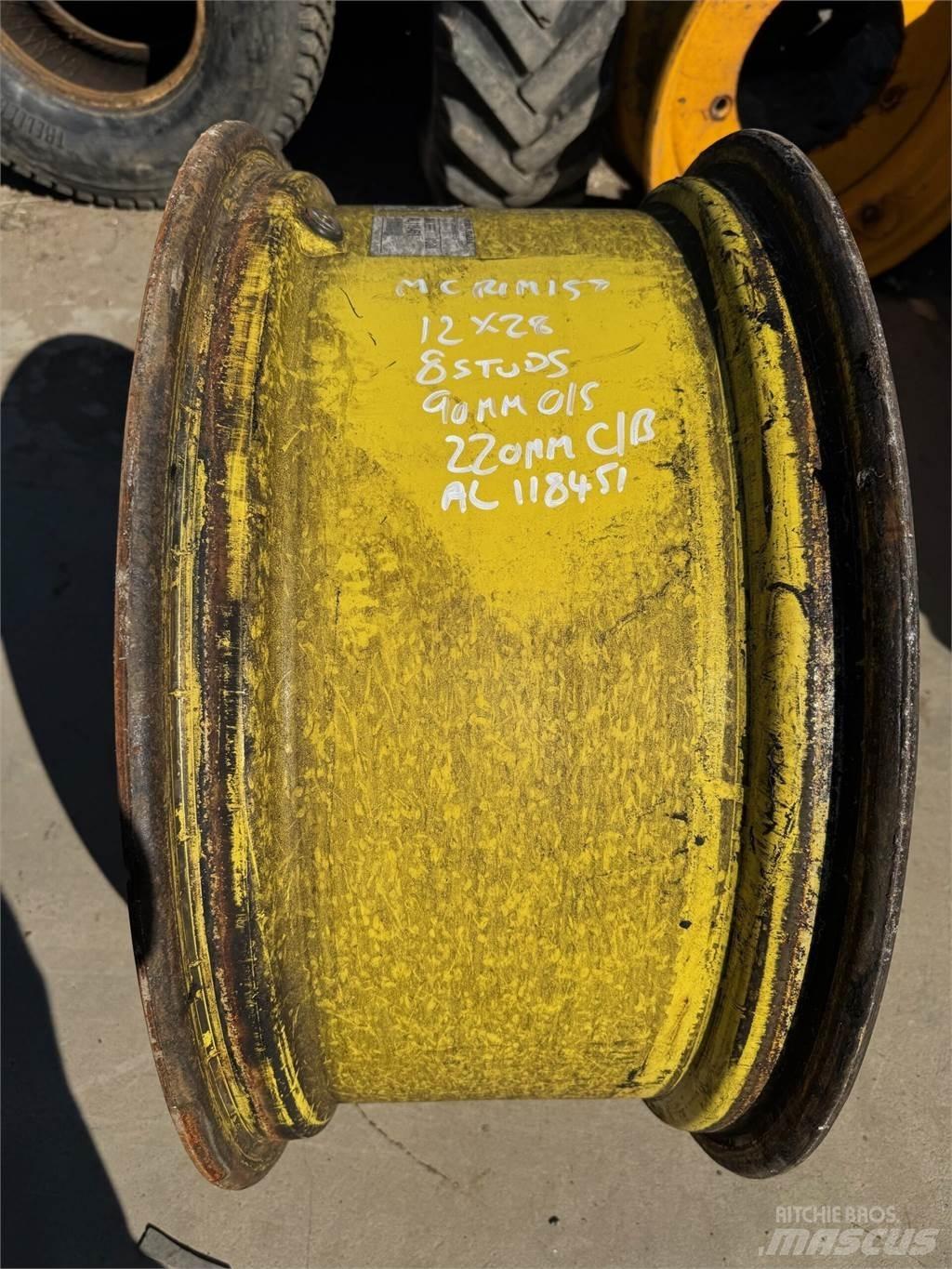 John Deere Example Pneumatici, ruote e cerchioni
