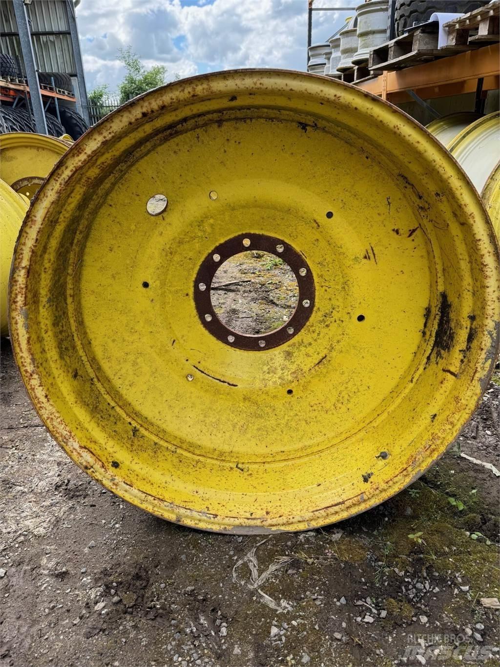 John Deere Example Pneumatici, ruote e cerchioni