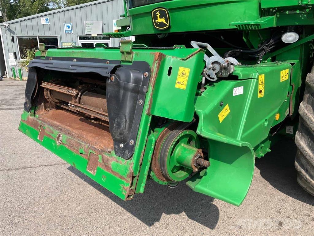 John Deere S690i HM Mietitrebbiatrici