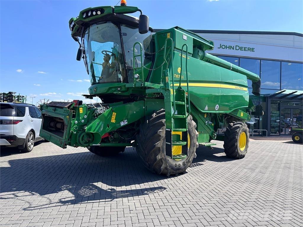 John Deere T670i HM Mietitrebbiatrici
