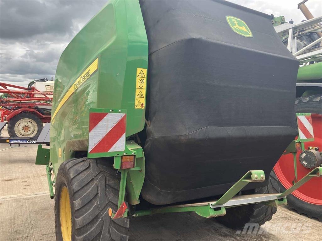 John Deere V451R Ranghinatori