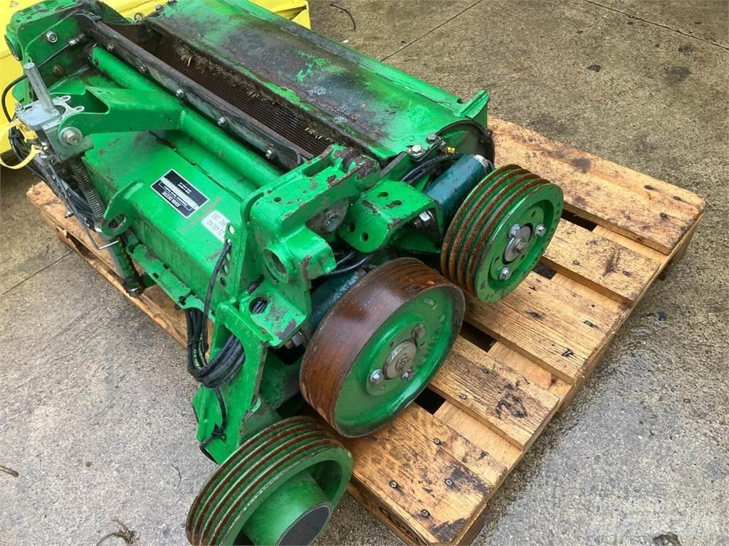 John Deere Wholecrop KP Trince semoventi