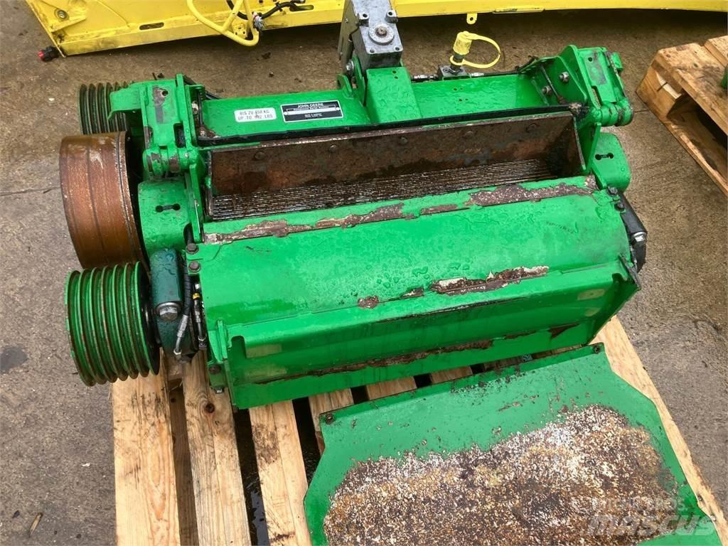 John Deere Wholecrop KP Trince semoventi