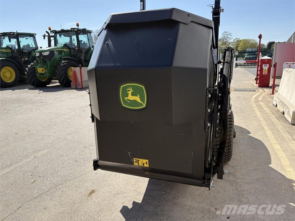 John Deere X950R Trattorini tagliaerba