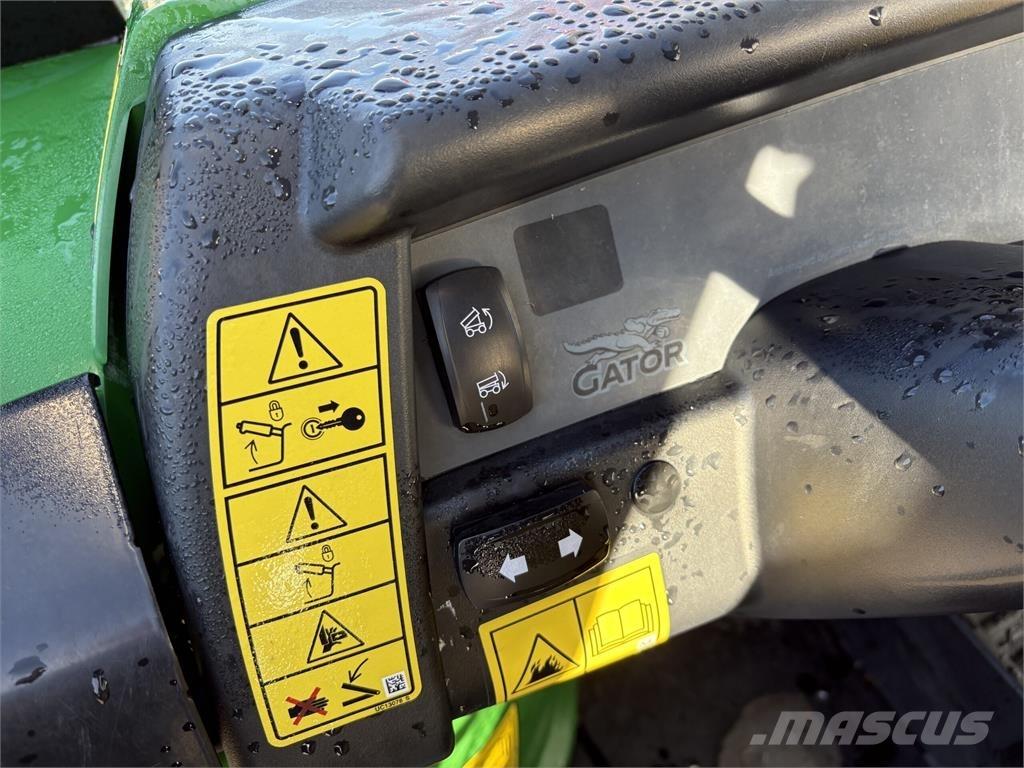 John Deere XUV855M Veicoli utilitari