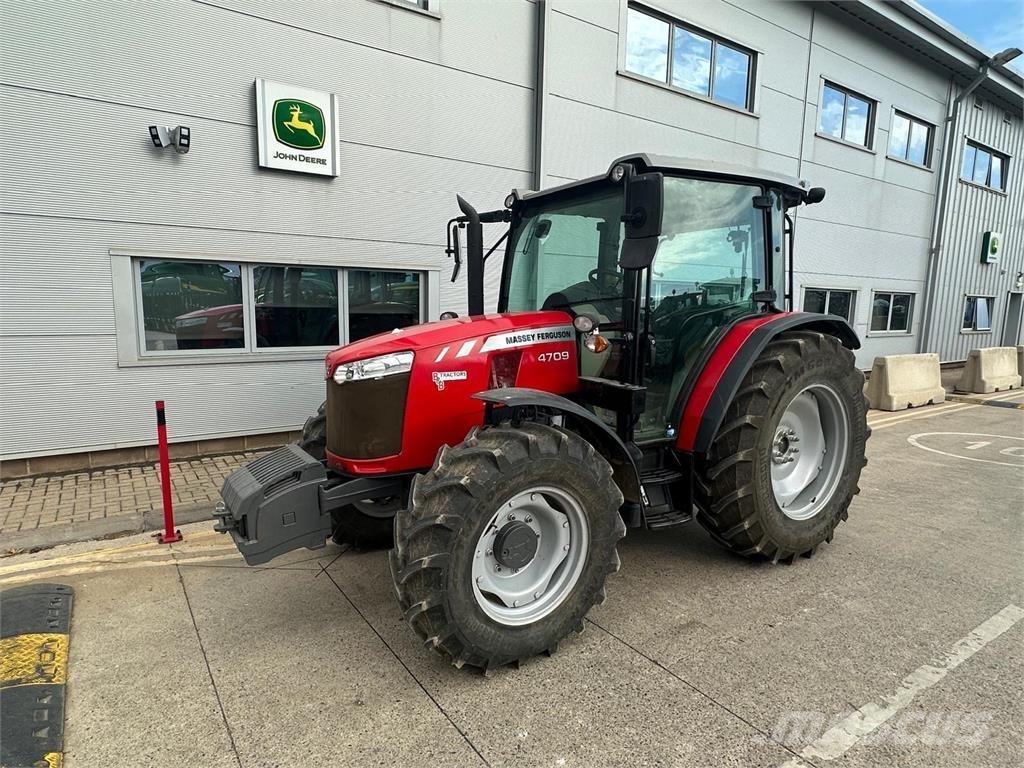 Massey Ferguson 4709 Trattori