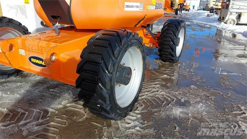 JLG 600AJ Piattaforme a braccio articolato
