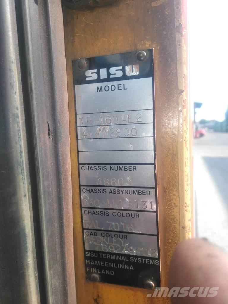 Sisu TR160 AL 4 X4 Trattori portuali