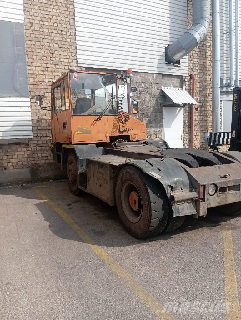 Sisu TR160 AL 4 X4 Trattori portuali