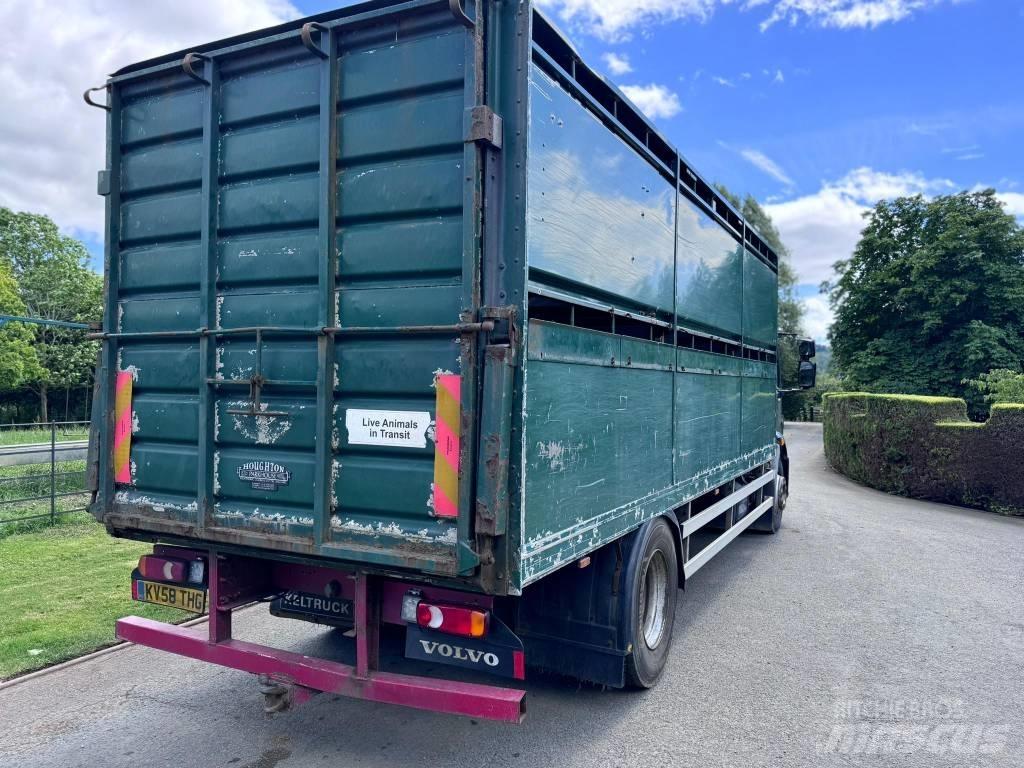 Volvo FL 240 Camion per trasporto animali