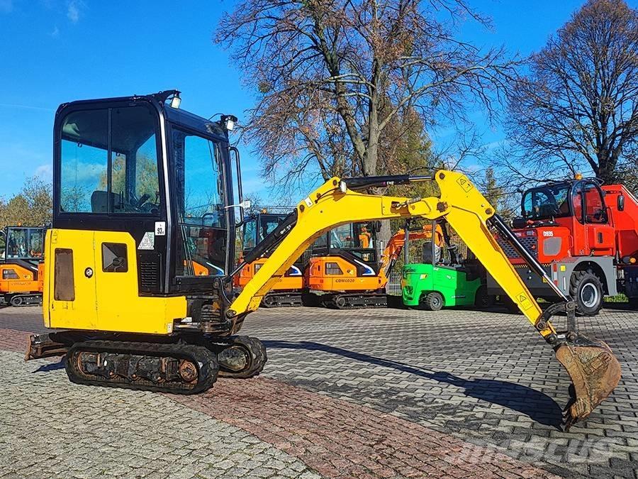 JCB 15 C-1 Miniescavatori