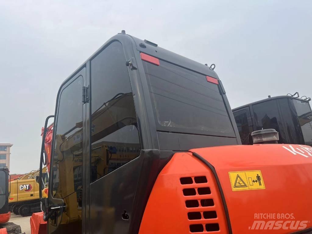 Kubota 183 Escavatori cingolati