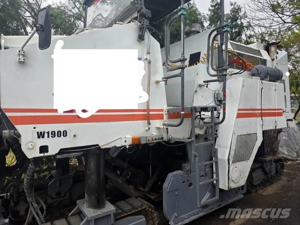 Wirtgen W 1900 Fresa a freddo per asfalto